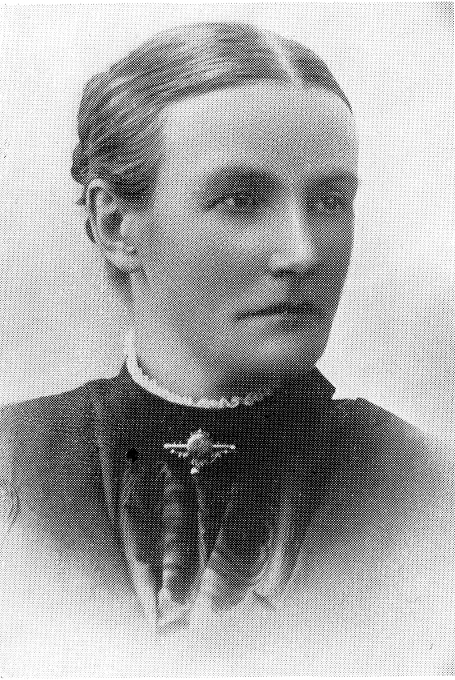 Andrine Gunelia Øverbø f. Rollefsen